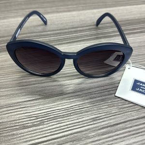 Janie & Jack Sunglasses for ages 2-4 years old. New in excellent condition. Blue